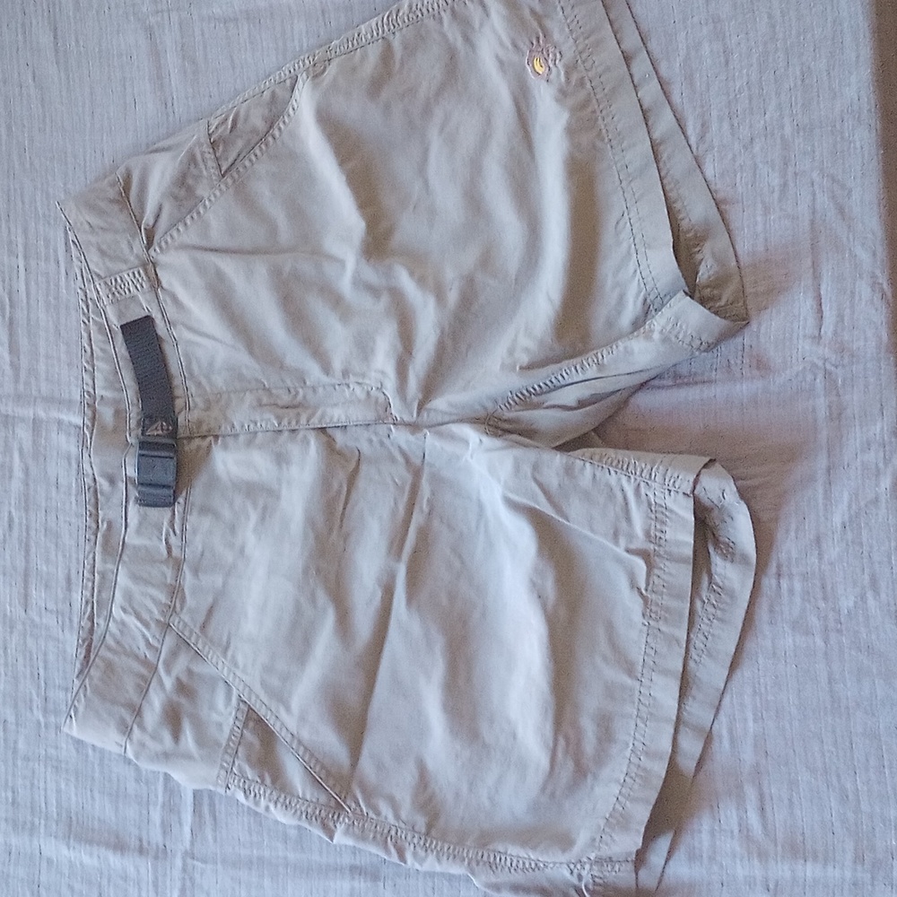 Mountain Hardwear Green Cargo Shorts